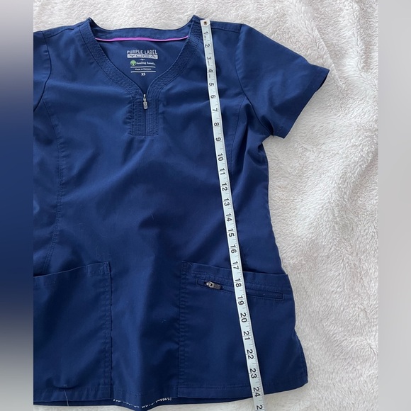 EUC Purple Label Yoga by Healing Hands Scrub Top - Picture 5 of 5